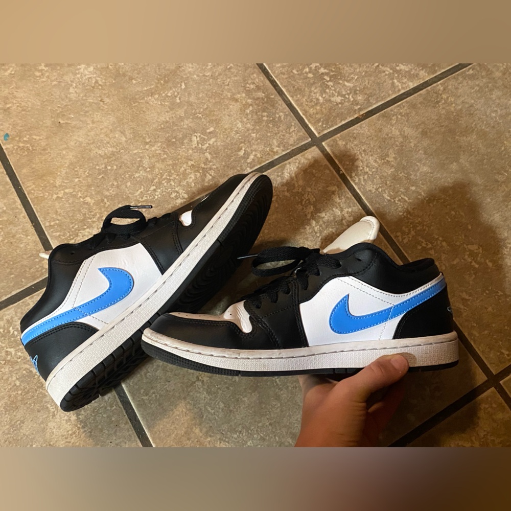Blue black white Nike dunks